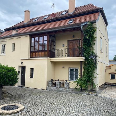 Galerie Vila Lucia 5 -Loft Apartman Plzen Bagian luar foto