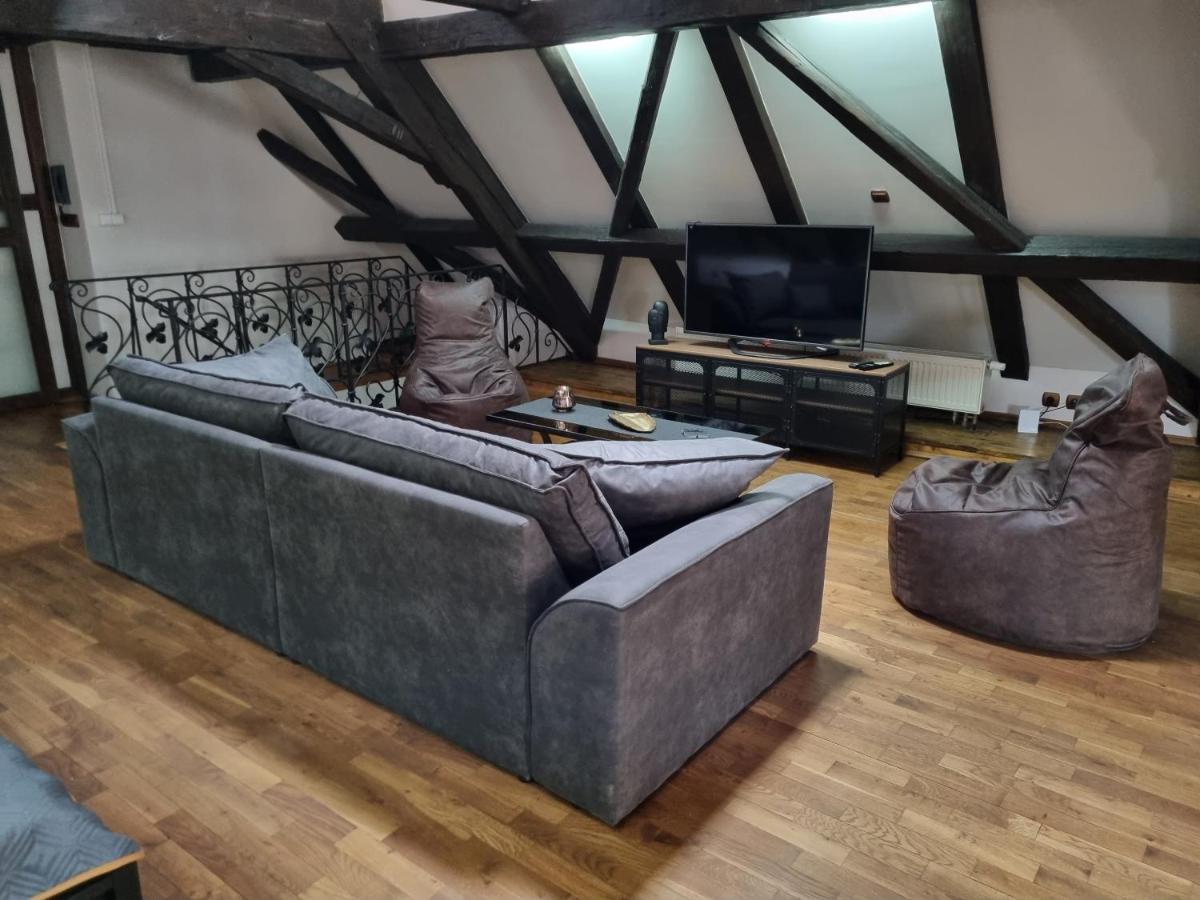Galerie Vila Lucia 5 -Loft Apartman Plzen Bagian luar foto