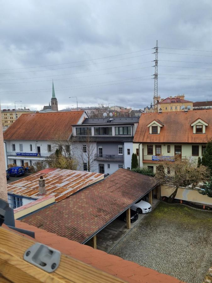 Galerie Vila Lucia 5 -Loft Apartman Plzen Bagian luar foto